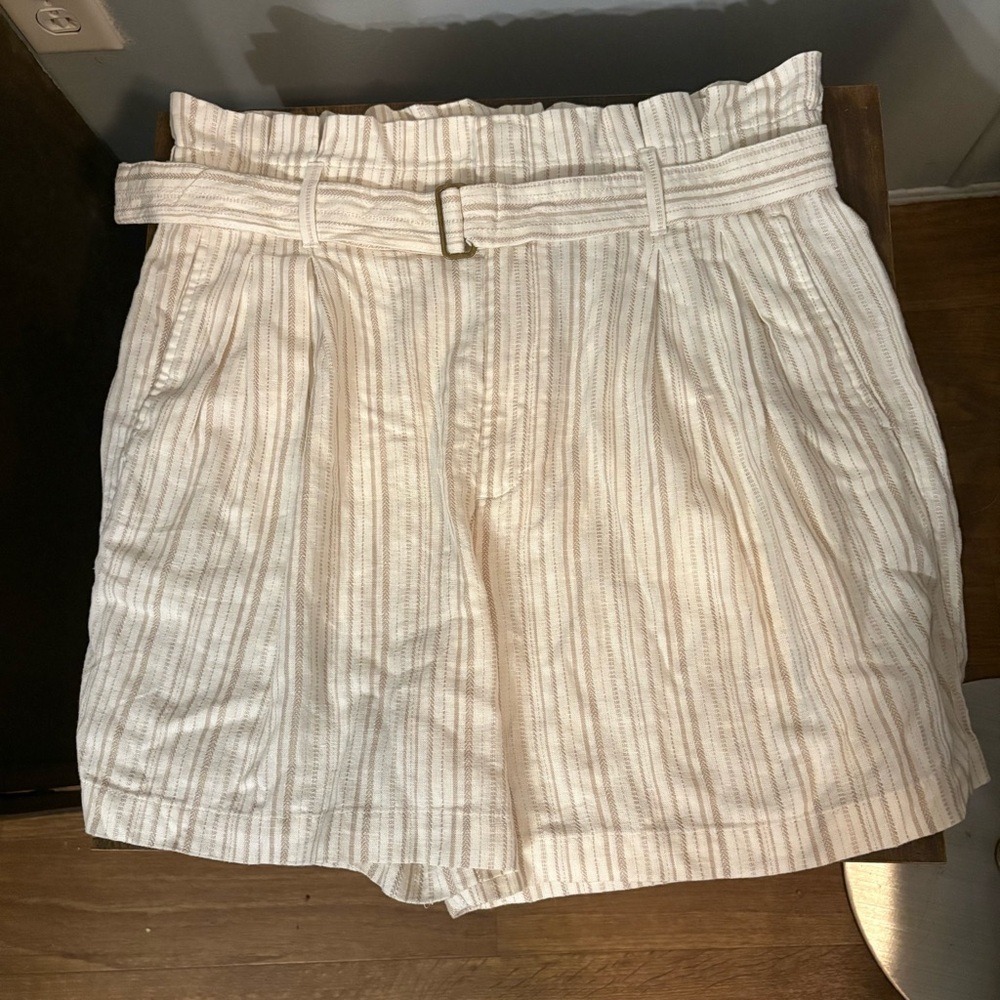 NWT Banana Republic Tan Cream Striped Linen Shorts Matching Belt (Women's 12)